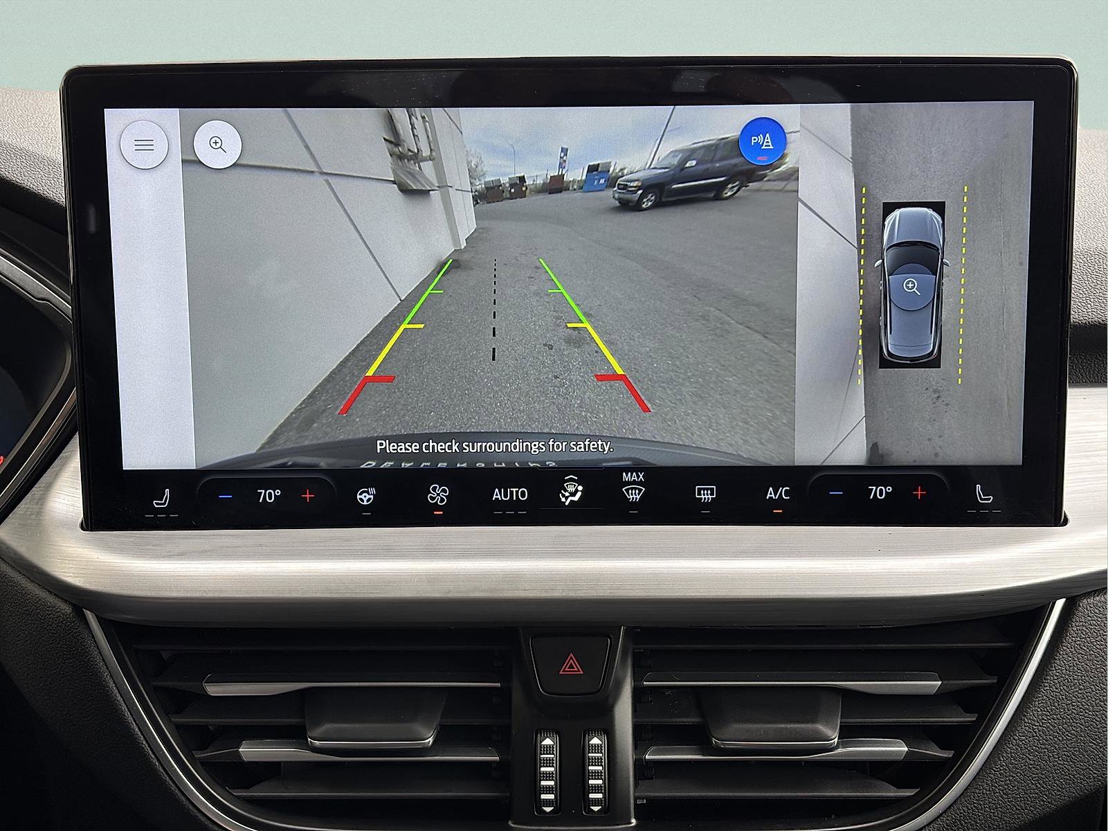 Used 2024 Ford Escape Platinum AWD/4WD image 27