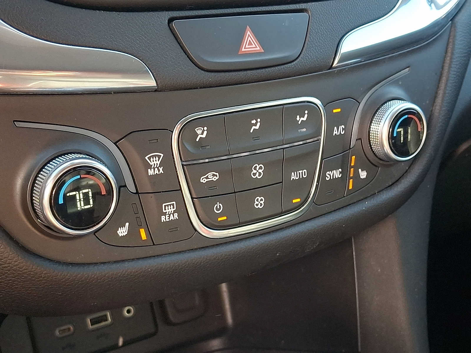 Certified 2021 Chevrolet Equinox LT AWD/4WD image 15