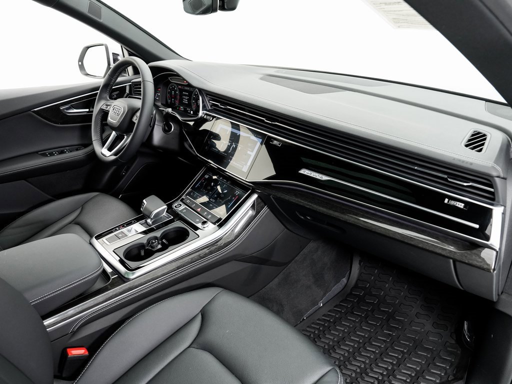 Certified 2025 Audi Q8 Premium Plus w/ Premium Plus Package image 20