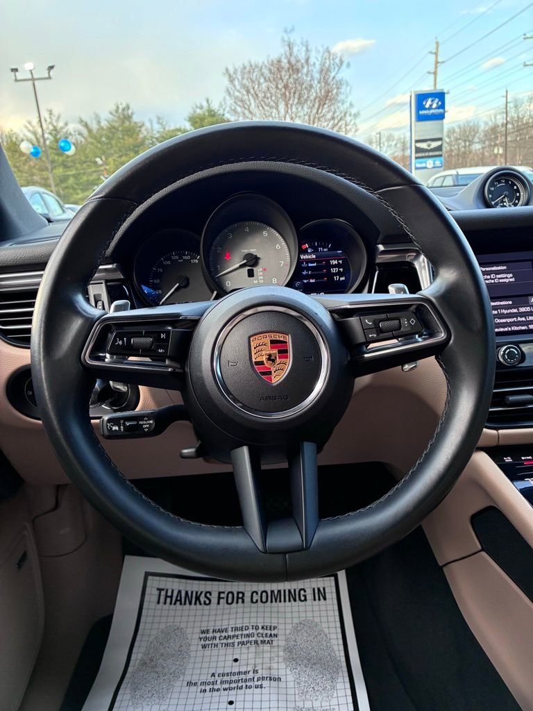 Used 2023 Porsche Macan S AWD/4WD image 34