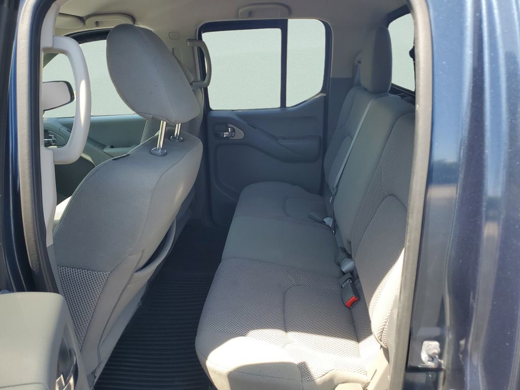 Used 2021 Nissan Frontier SV RWD image 10