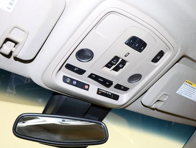 Used 2013 Cadillac XTS Premium FWD image 22