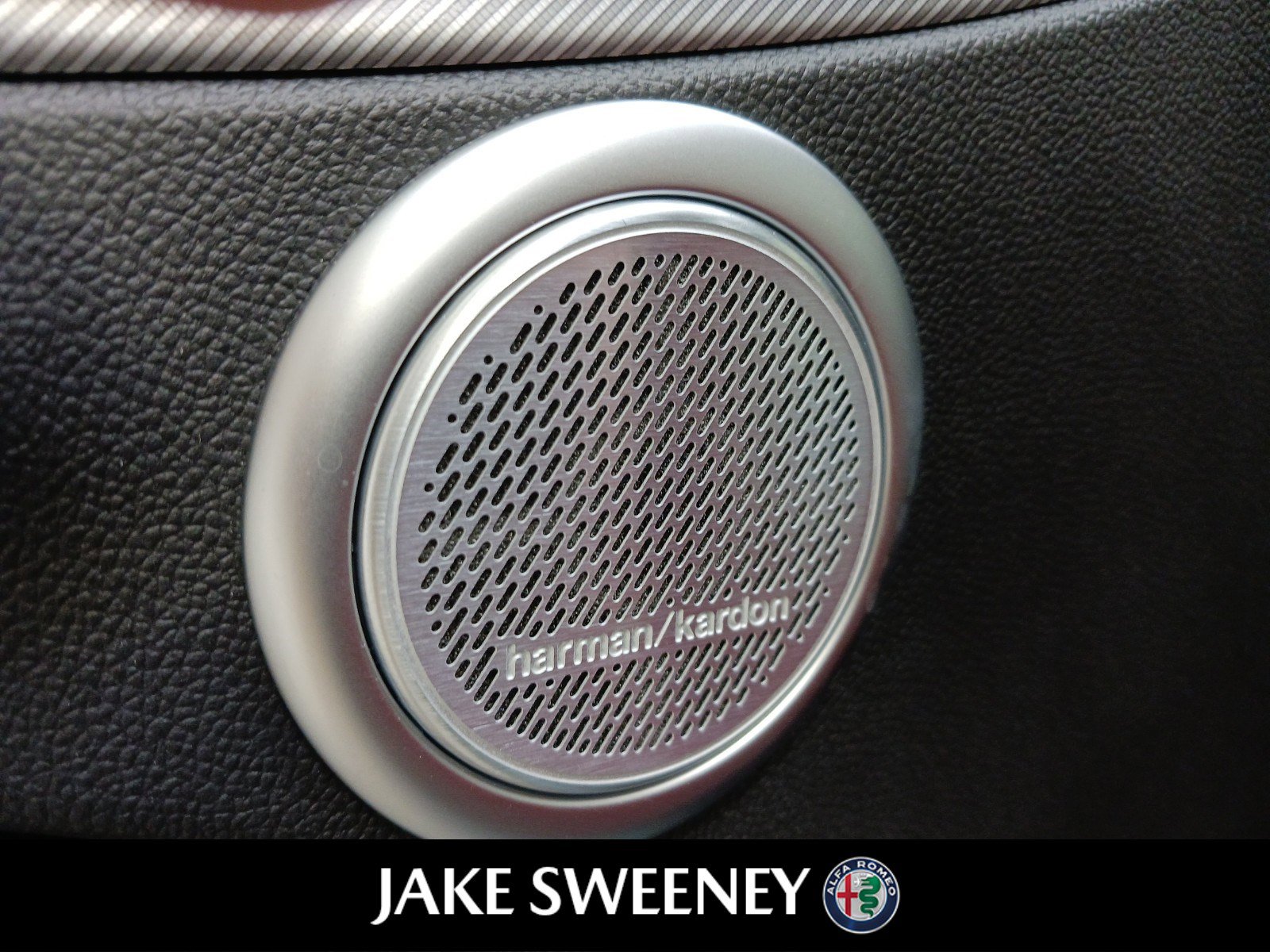 New 2022 Alfa Romeo Stelvio Veloce image 30