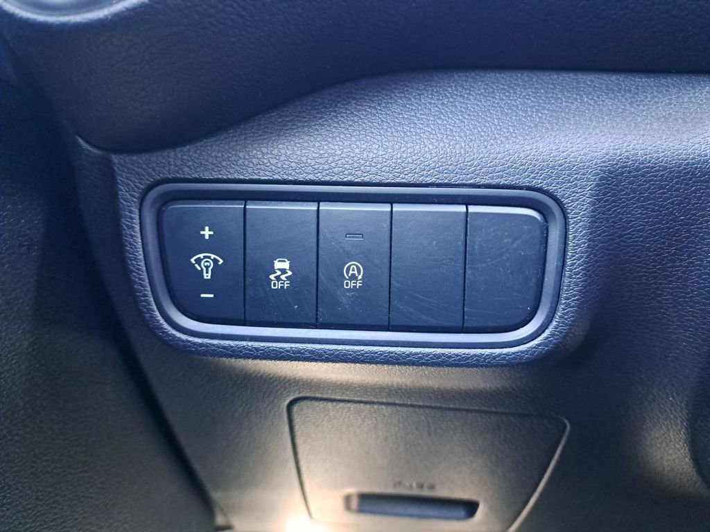 Used 2023 Kia Soul LX w/ Option Group 015 image 30