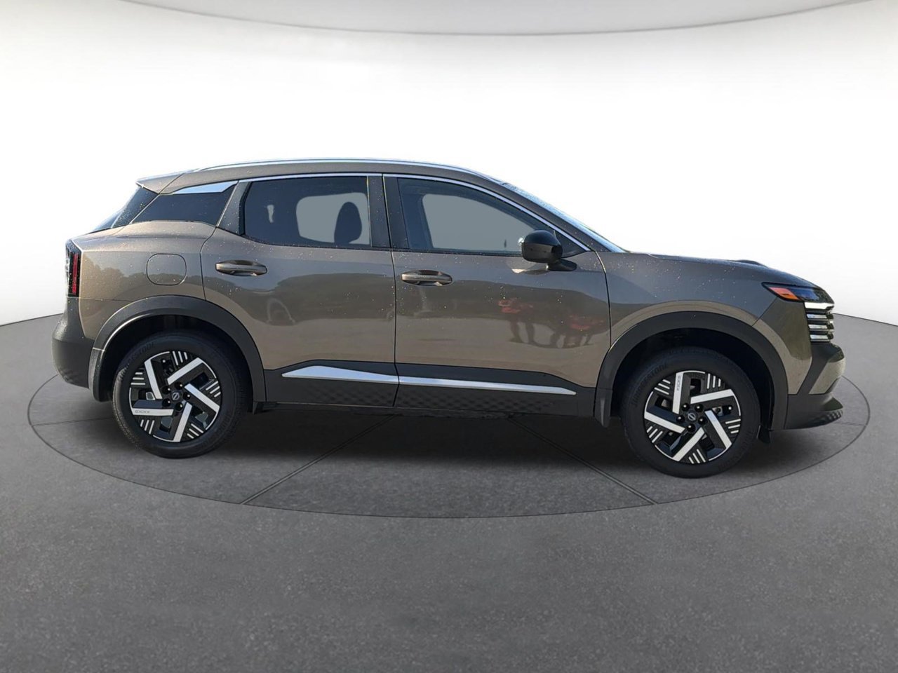 Certified 2026 Nissan Kicks SV w/ SV Premium Package FWD image 27