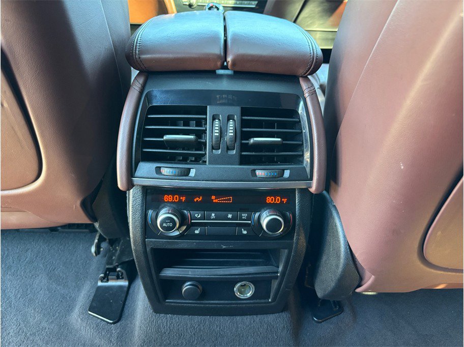 Used 2018 BMW X6 M AWD/4WD image 45