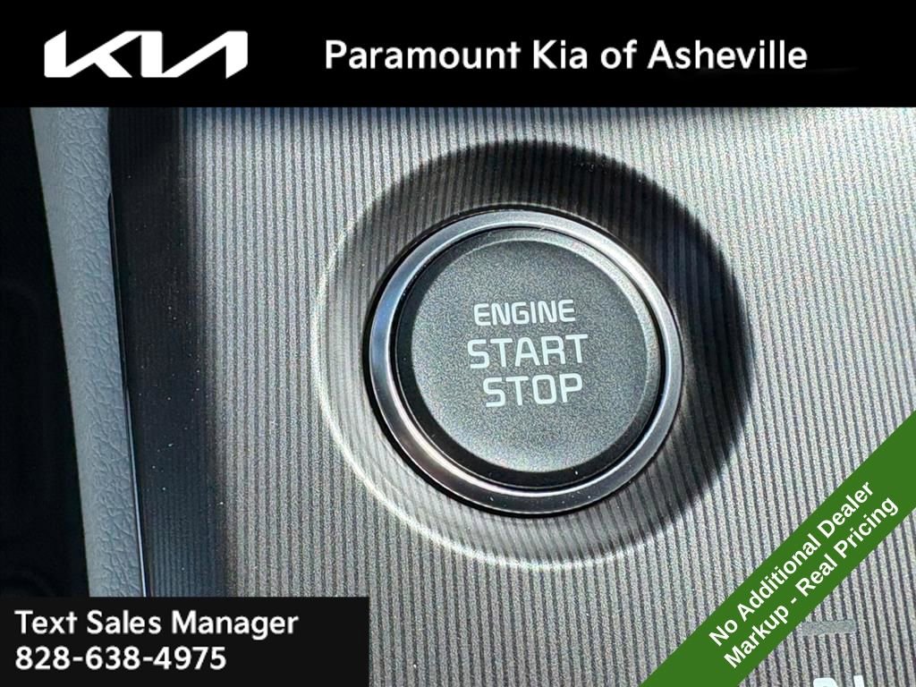 New 2026 Kia Sportage EX image 14