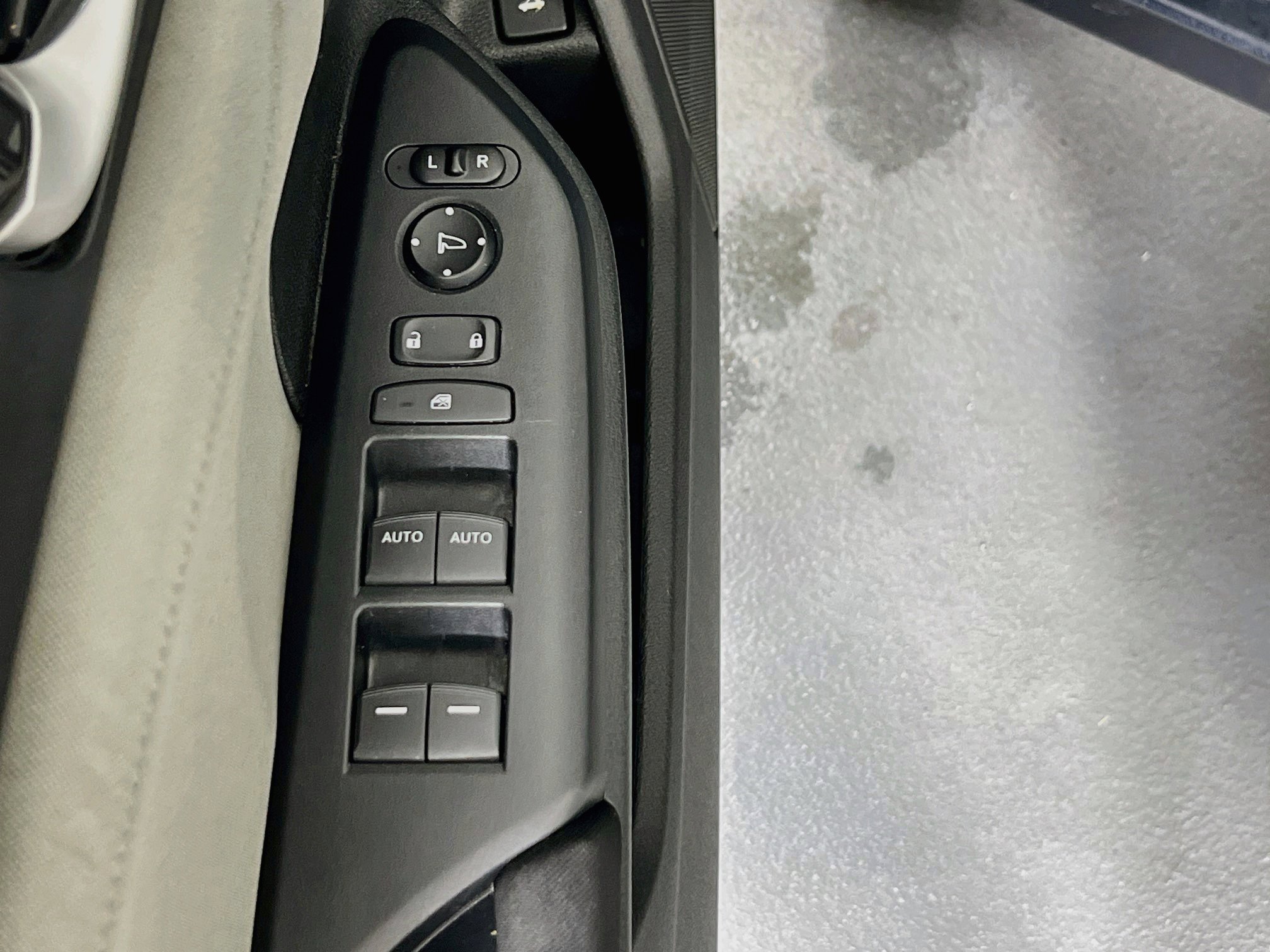 Used 2021 Honda Civic EX image 17