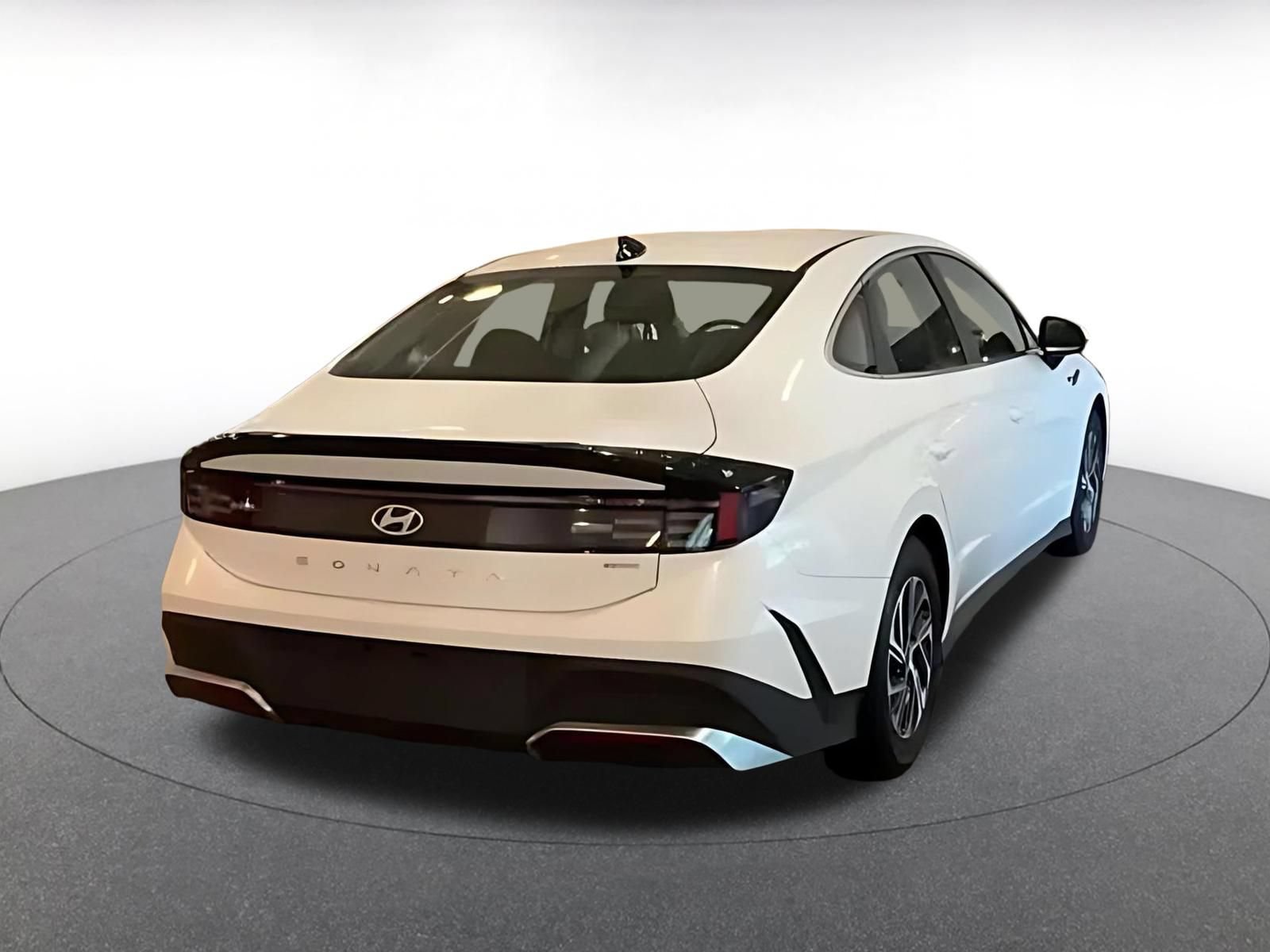 Used 2026 Hyundai Sonata Blue FWD image 9
