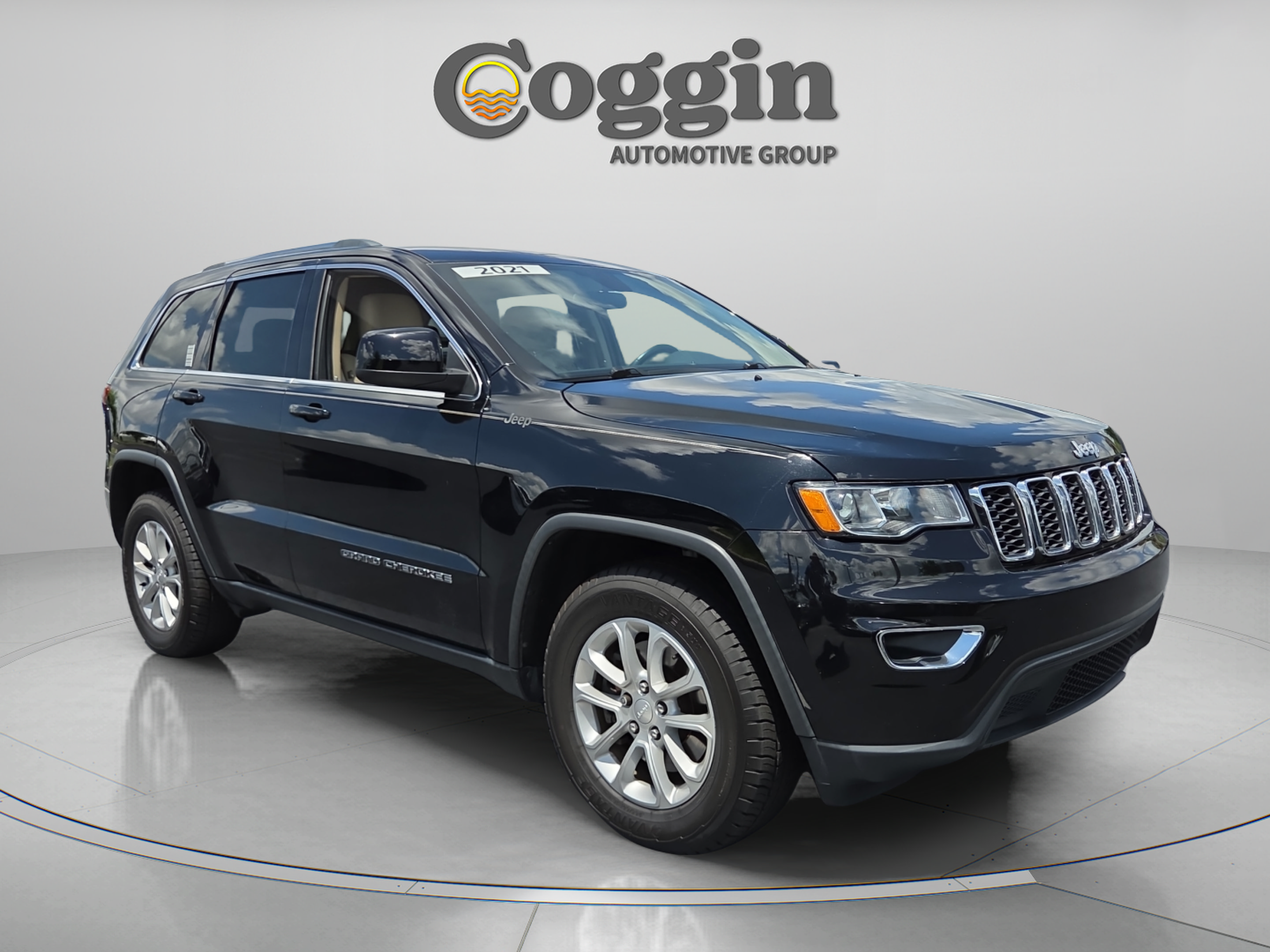 Used 2021 Jeep Grand Cherokee Laredo RWD image 7