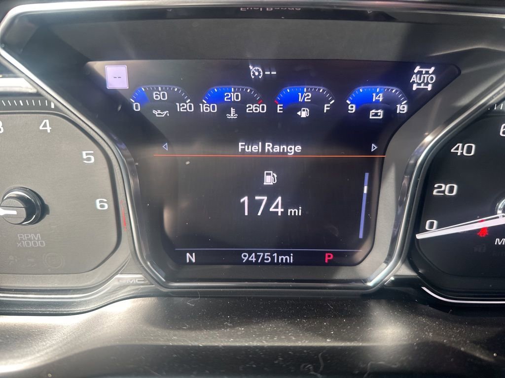 Used 2021 GMC Yukon Denali w/ Denali Premium Package image 26