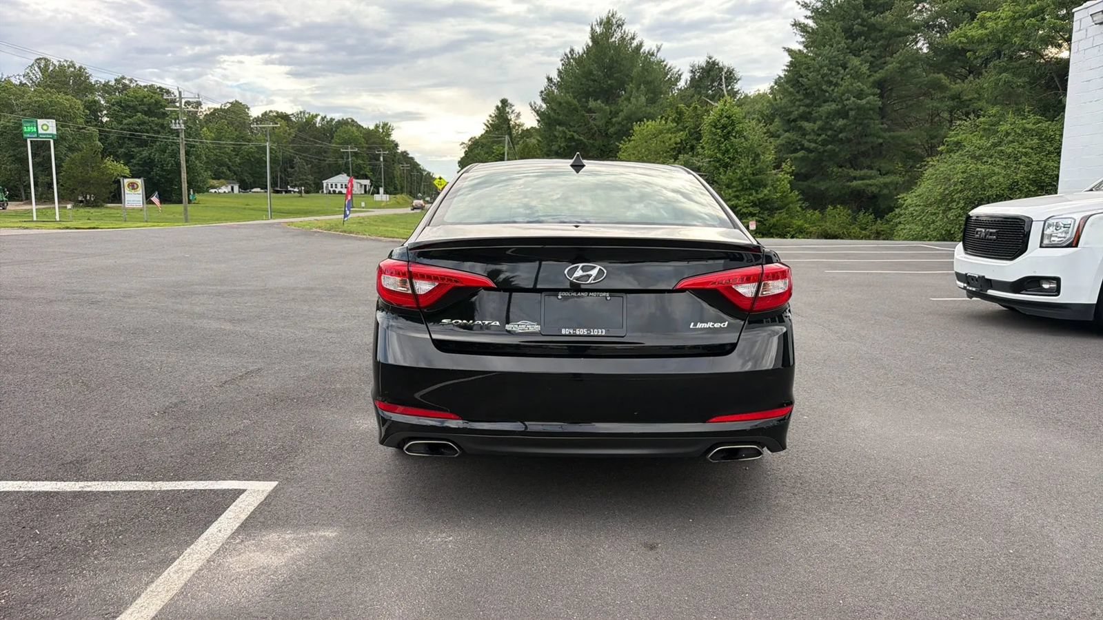 Used 2017 Hyundai Sonata Limited w/ Tech Package 03 FWD image 6