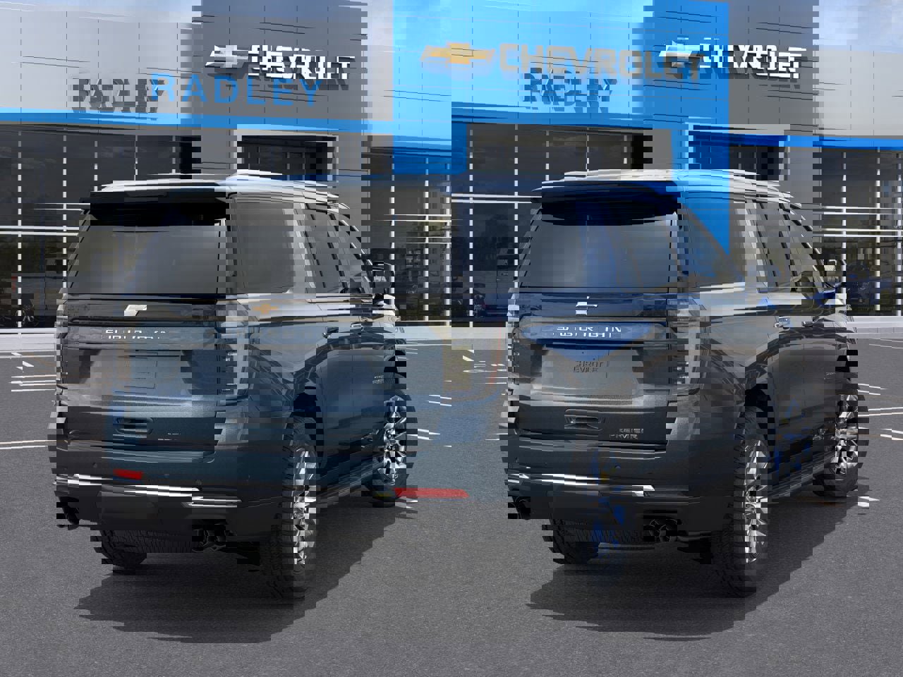 New 2025 Chevrolet Suburban Premier image 28