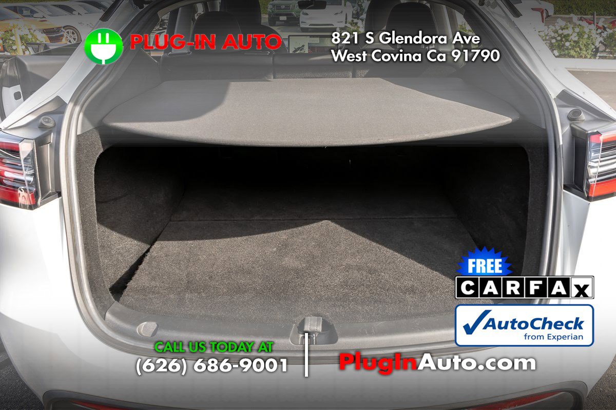 Used 2023 Tesla Model Y Performance image 14