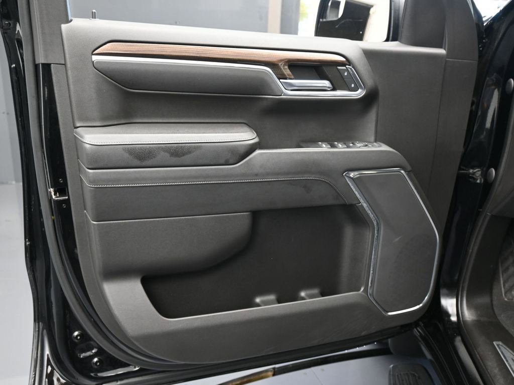 Used 2023 Chevrolet Silverado 1500 LT image 27