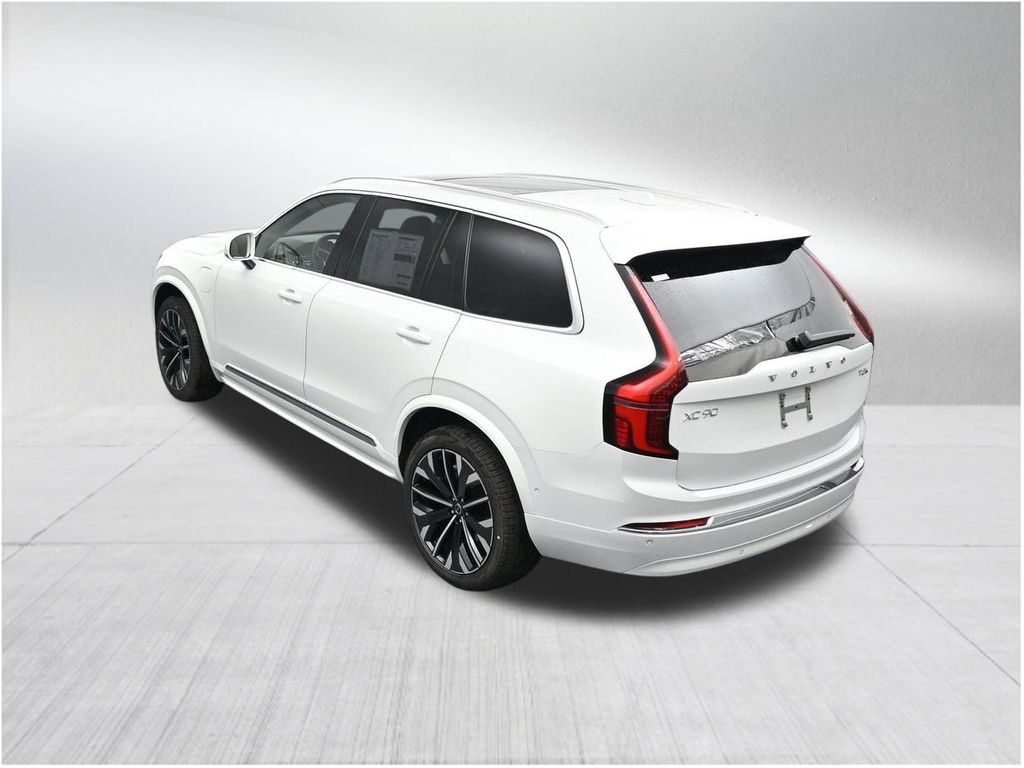 New 2026 Volvo XC90 T8 Plus w/ Protection Package Premier AWD/4WD image 15