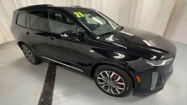 Used 2023 Cadillac XT6 Sport AWD/4WD image 2