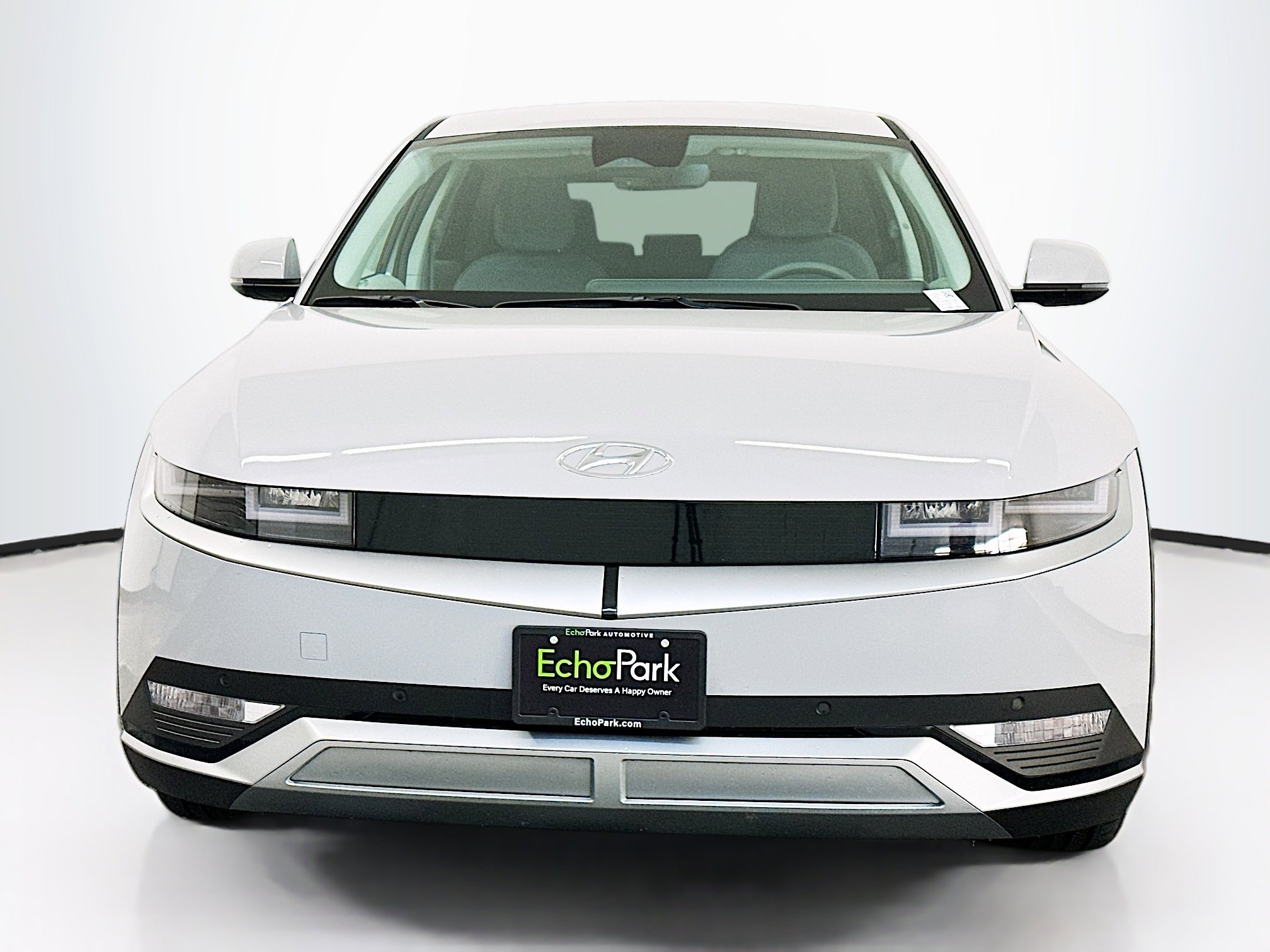 Used 2024 Hyundai Ioniq 5 SEL image 2