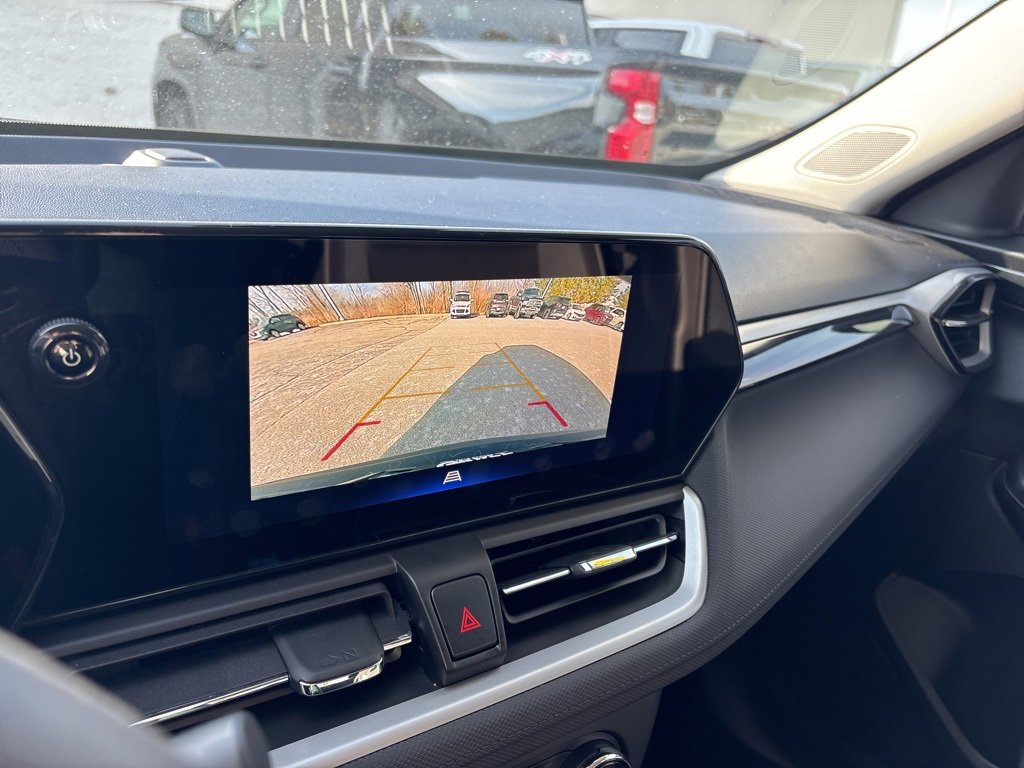 Used 2025 Chevrolet TrailBlazer LS w/ LS Convenience Package image 22