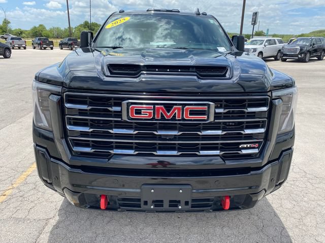 Used 2025 GMC Sierra 2500 AT4 w/ AT4 Premium Plus Package AWD/4WD image 9
