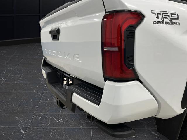 Used 2024 Toyota Tacoma TRD Off-Road image 30