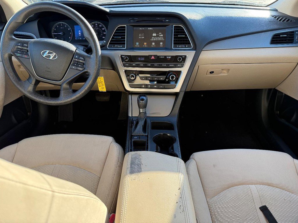 Used 2016 Hyundai Sonata SE image 11