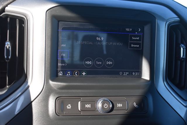 Certified 2024 Chevrolet Silverado 1500 Custom image 31