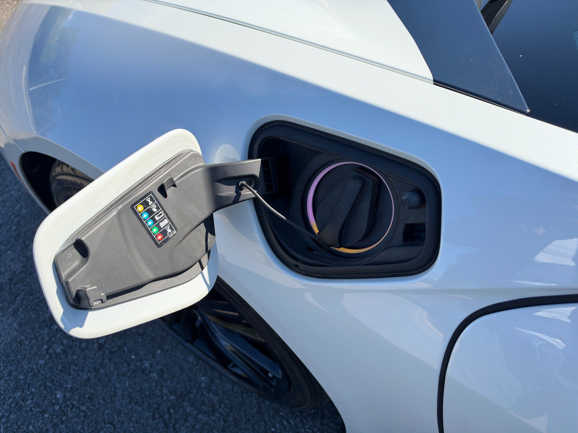 Used 2019 BMW i8 Roadster AWD/4WD image 48