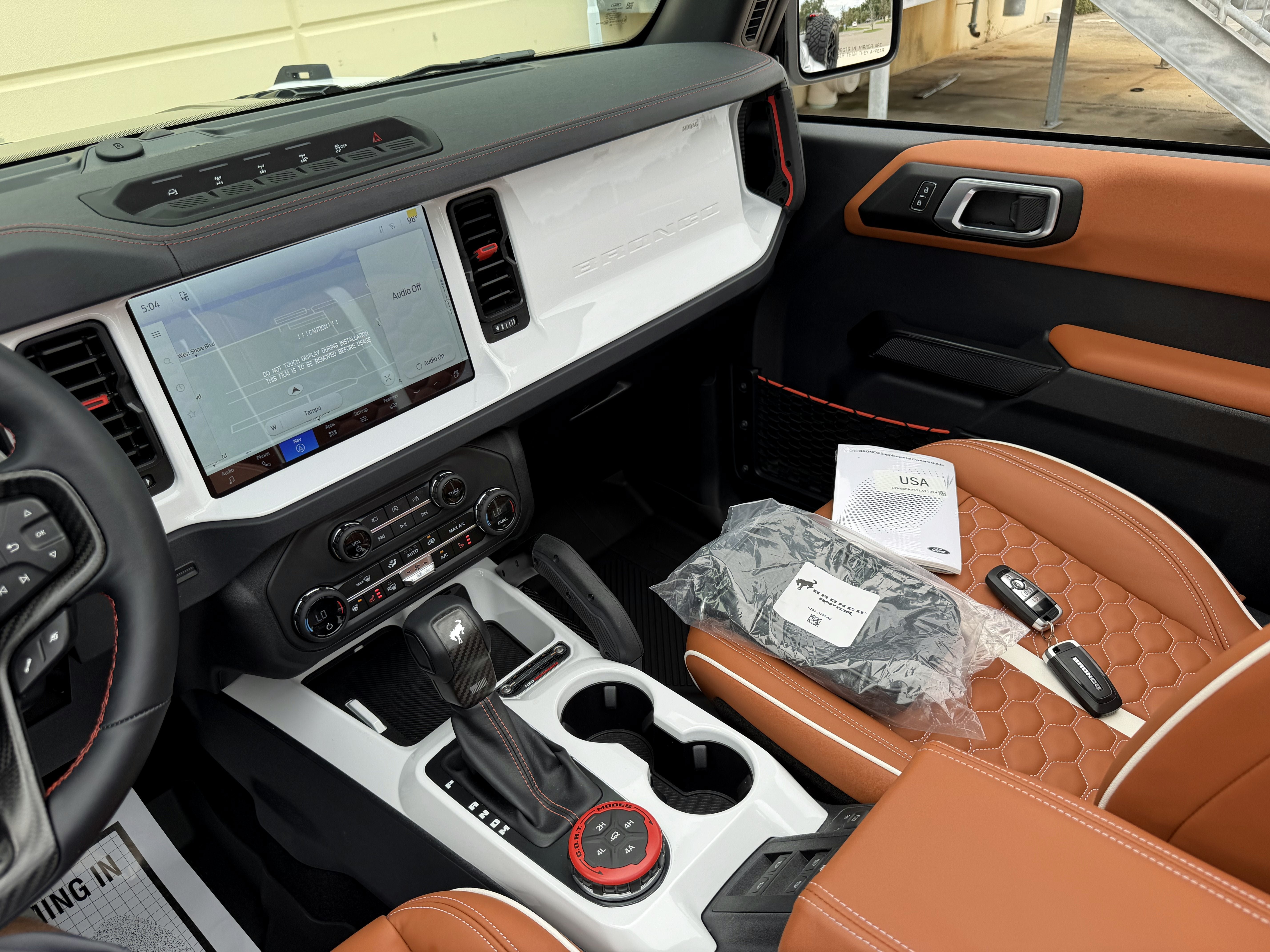 Used 2026 Ford Bronco Raptor w/ Interior Carbon Fiber Pack AWD/4WD image 25