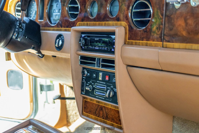 Used 1990 Rolls-Royce Silver Spur II image 46