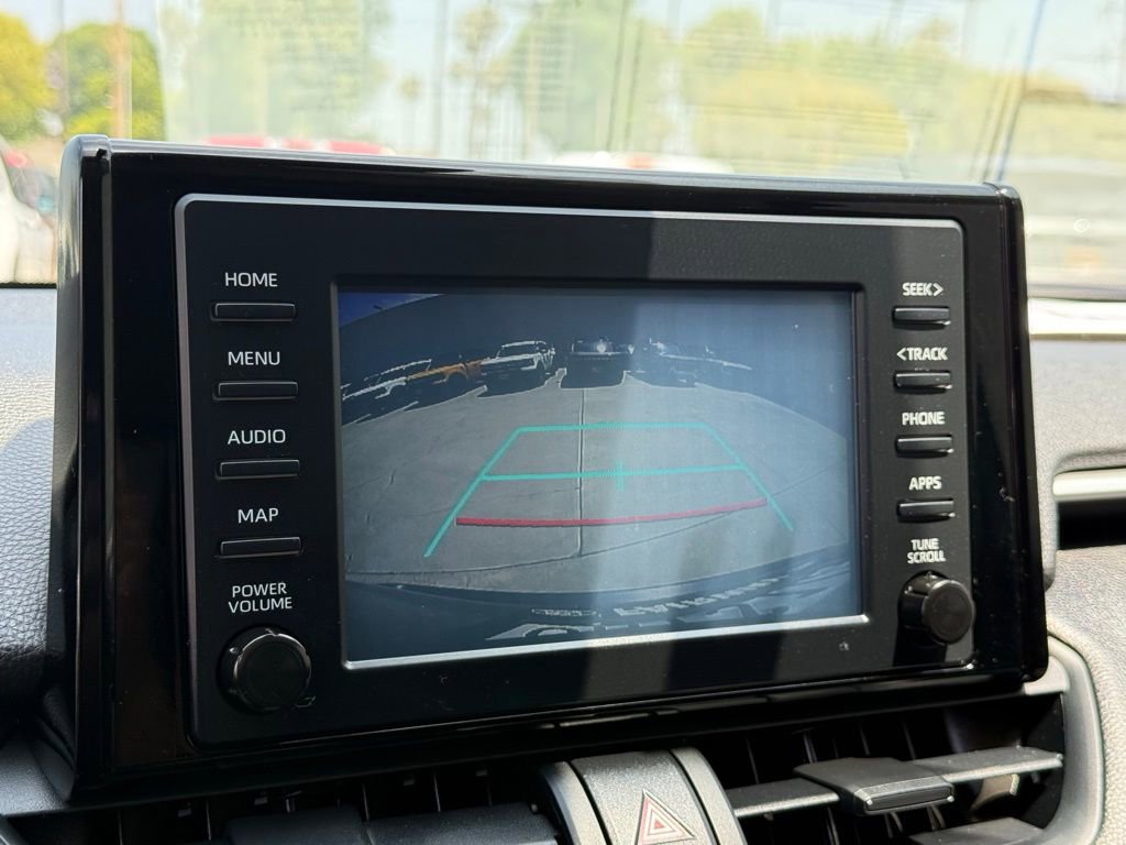 Used 2019 Toyota RAV4 LE w/ Carpet Mat Package FWD image 9
