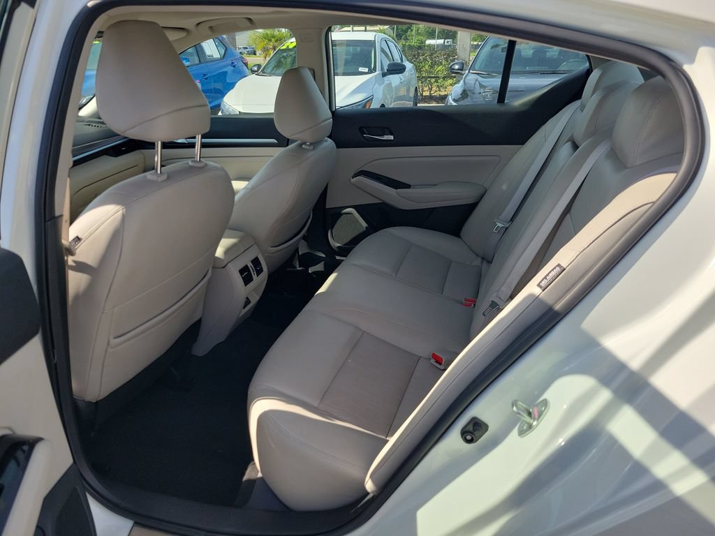 Certified 2022 Nissan Altima 2.5 SL FWD image 10