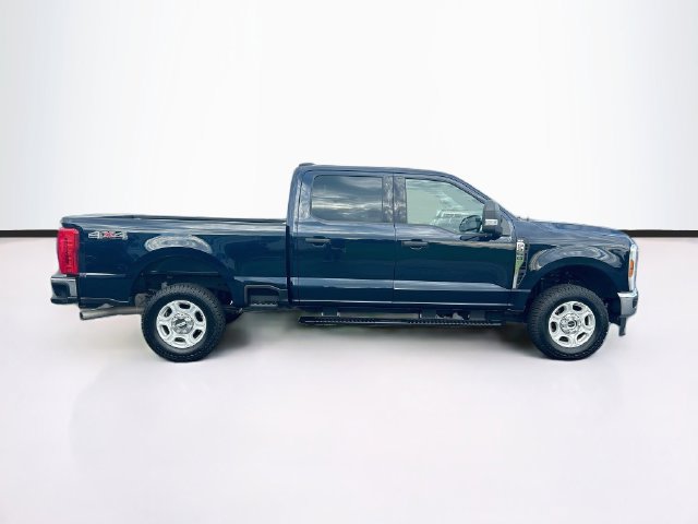 Certified 2025 Ford F250 XLT AWD/4WD image 11