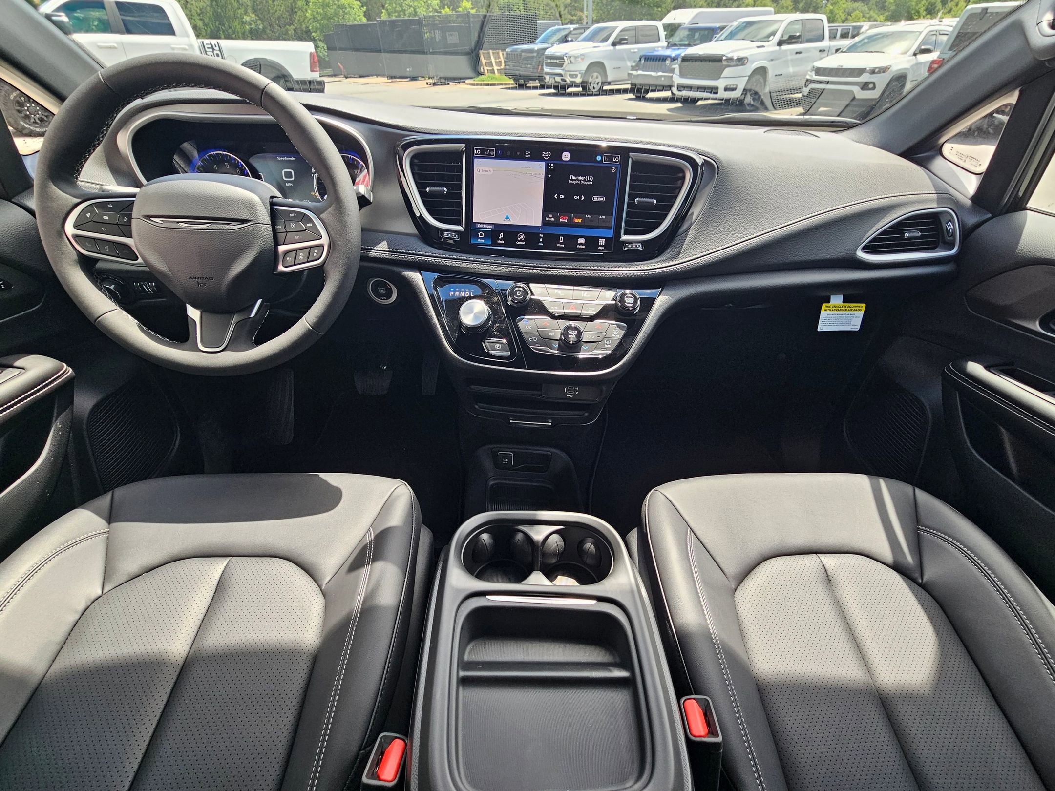 New 2027 Chrysler Pacifica Select FWD image 9