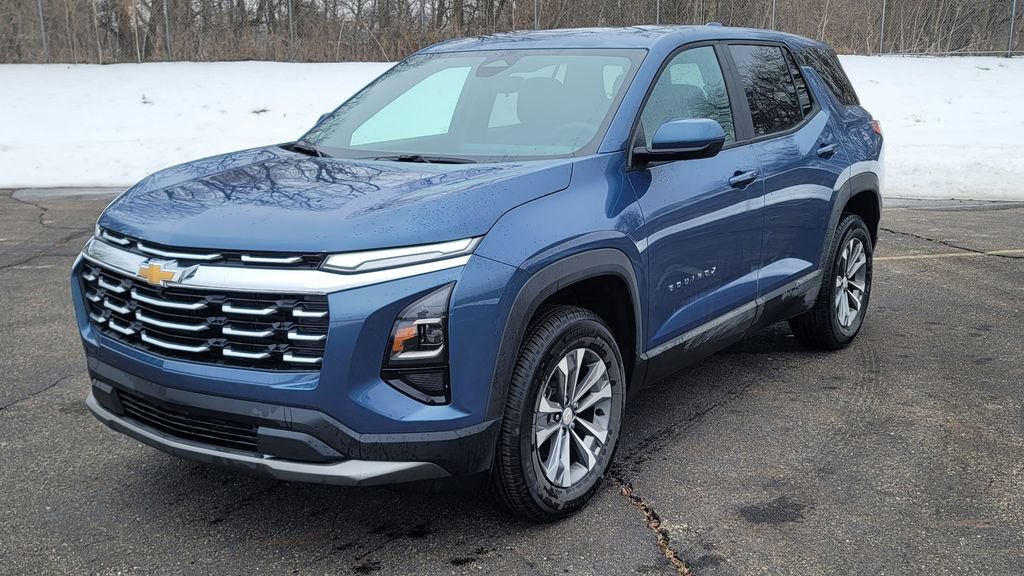 New 2026 Chevrolet Equinox LT w/ Convenience Package II image 3