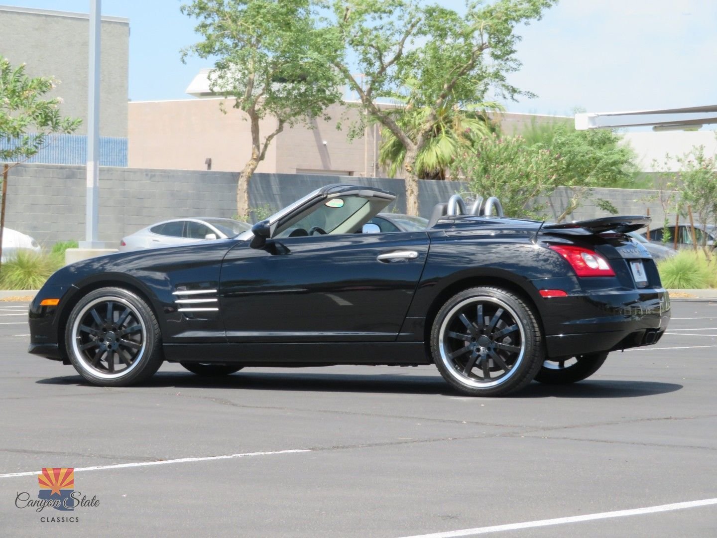 Used 2005 Chrysler Crossfire SRT-6 RWD image 10