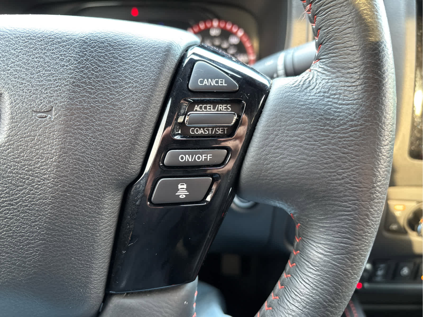 Used 2023 Nissan Frontier PRO-4X w/ Pro-4X Premium Package image 23