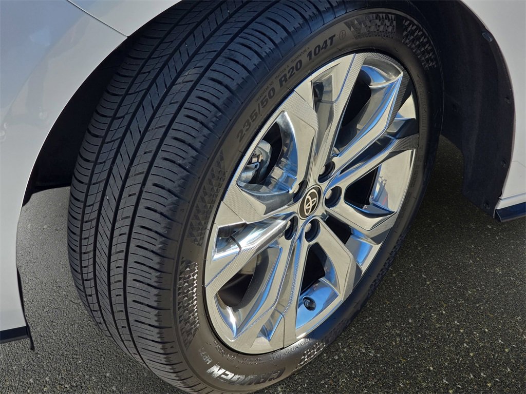 Used 2022 Toyota Sienna Platinum image 38