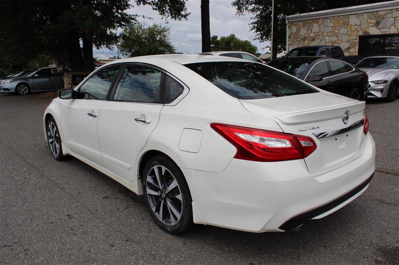 Used 2016 Nissan Altima 2.5 SR image 5