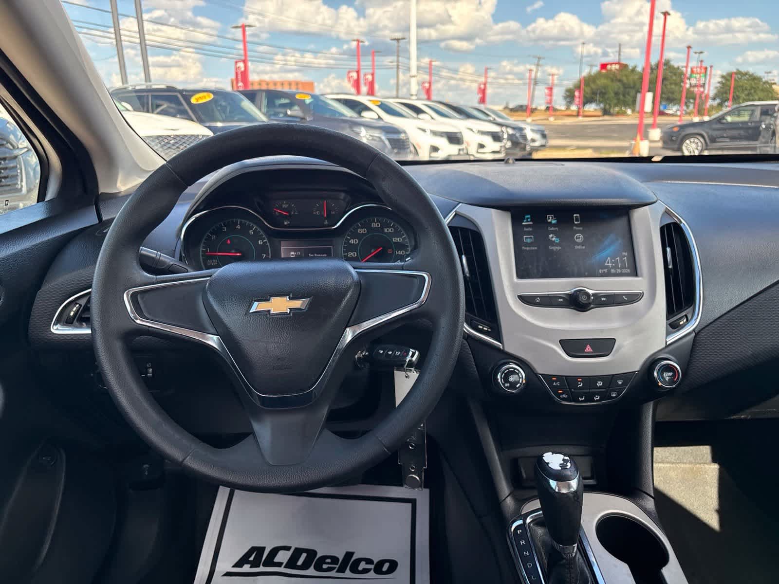 Used 2018 Chevrolet Cruze LS FWD image 18