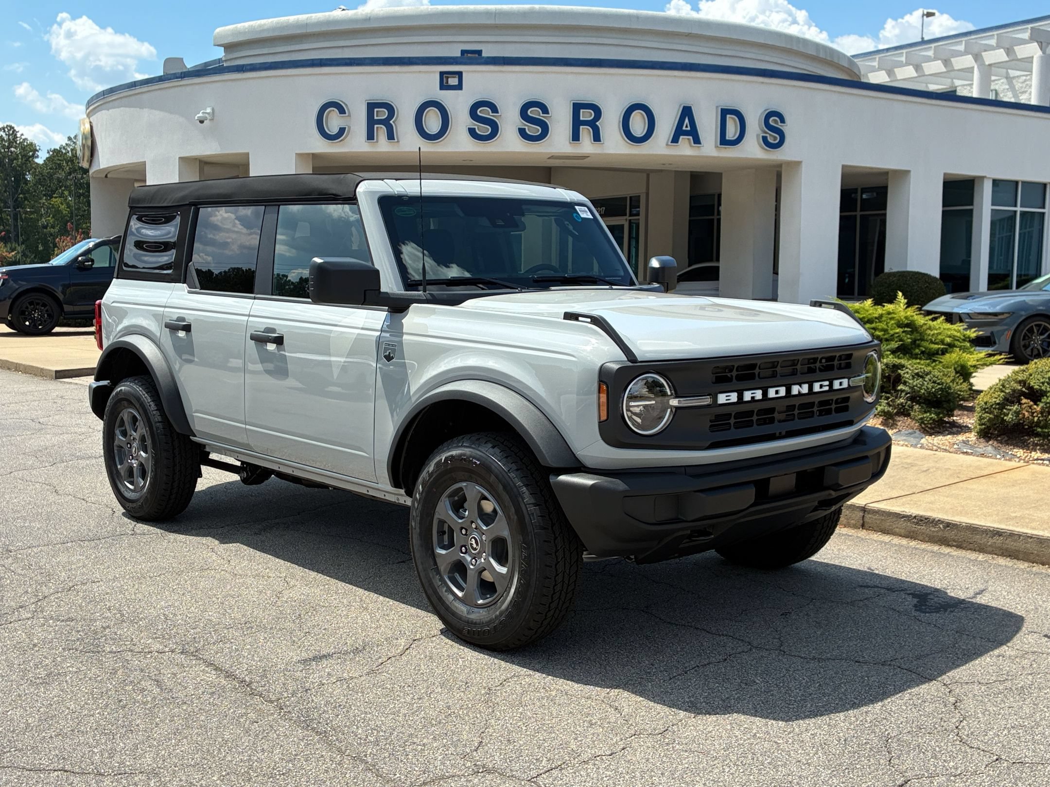 New 2026 Ford Bronco Big Bend AWD/4WD image 1