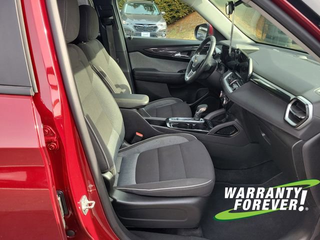 Used 2024 Chevrolet TrailBlazer LT w/ LT Cold Weather Package image 14
