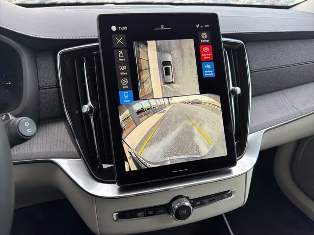 New 2026 Volvo XC90 T8 Ultra w/ Protection Package Premier image 15