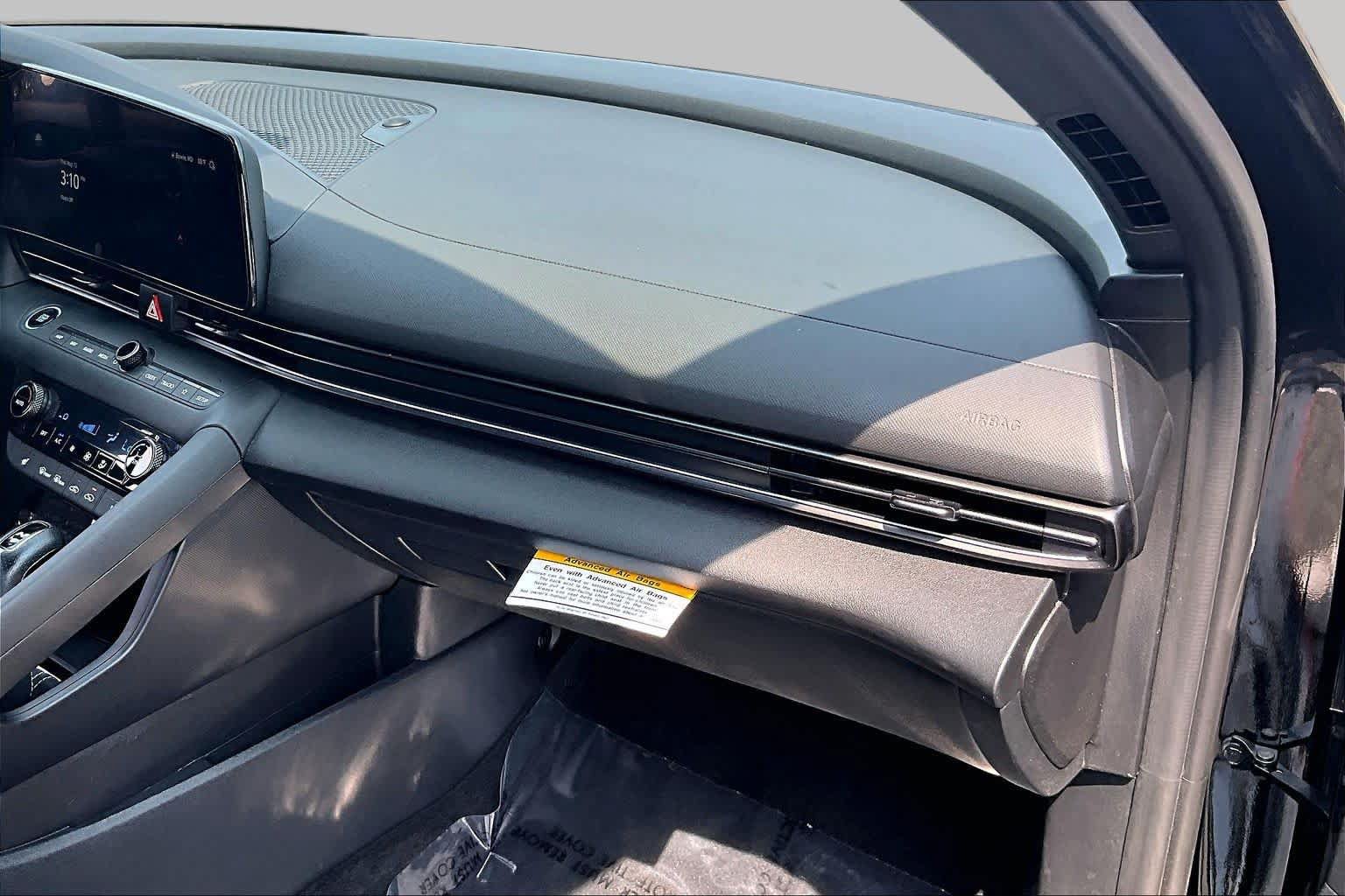 Used 2025 Hyundai Elantra N FWD image 19