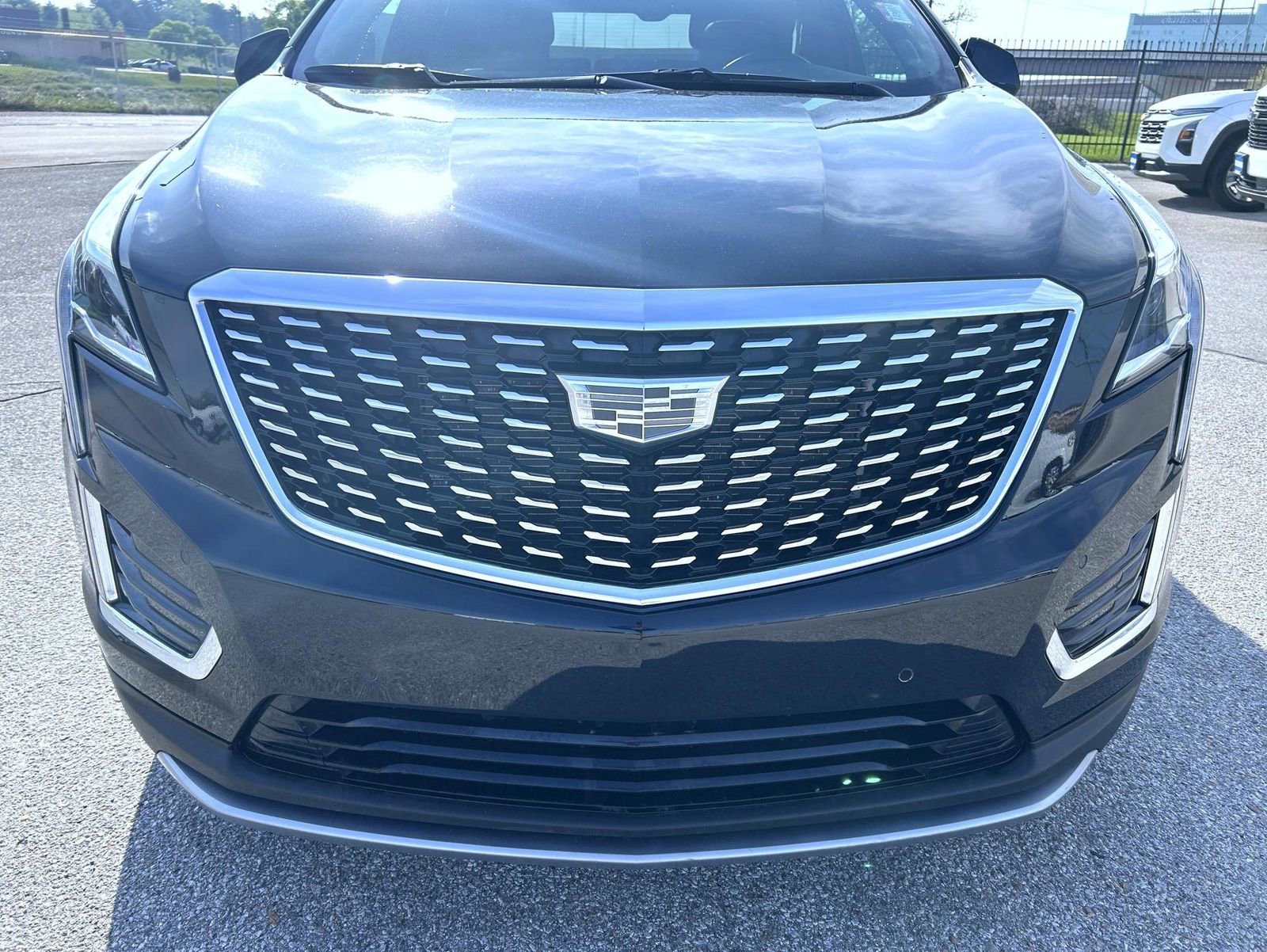 Certified 2023 Cadillac XT5 Premium Luxury w/ LPO, Floor Liner Package AWD/4WD image 9
