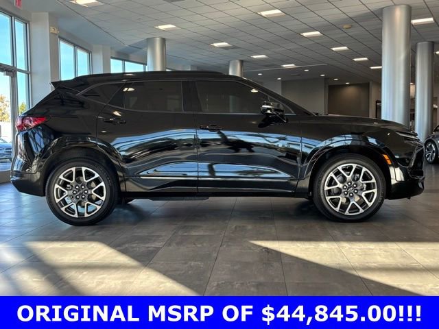 Used 2023 Chevrolet Blazer RS w/ Enhanced Convenience Package FWD image 2