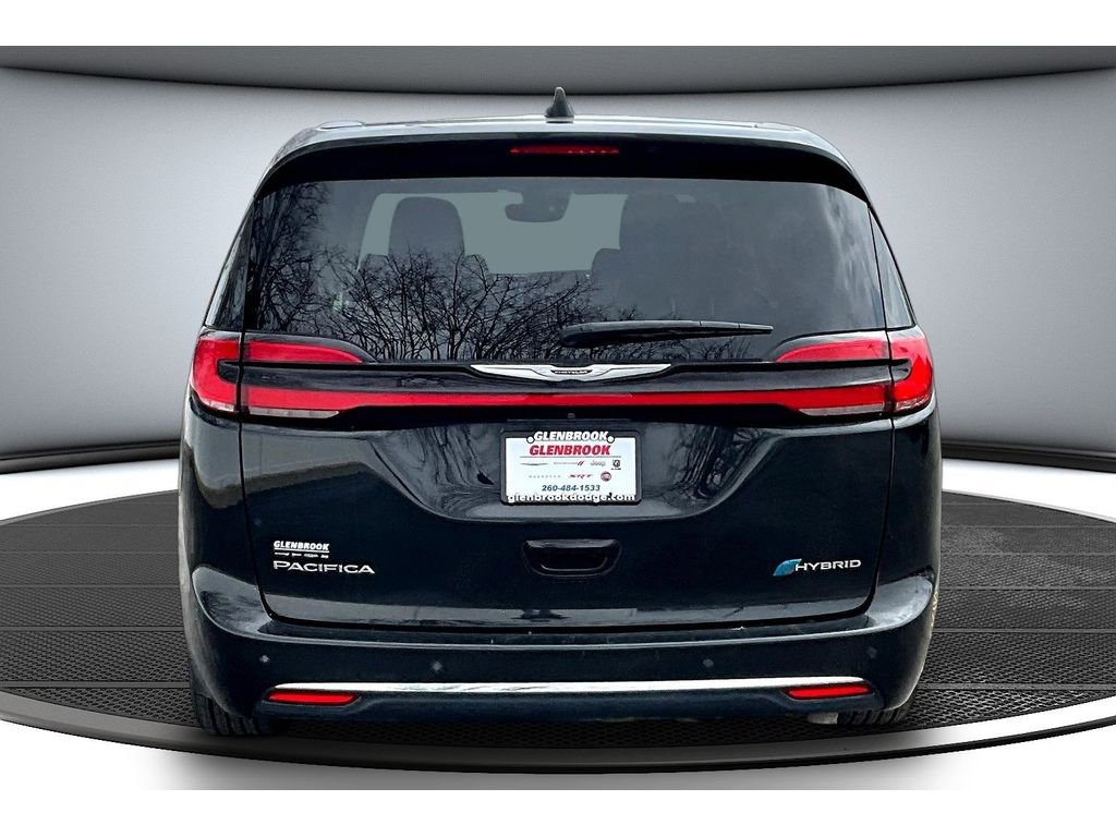 Used 2023 Chrysler Pacifica Limited image 5
