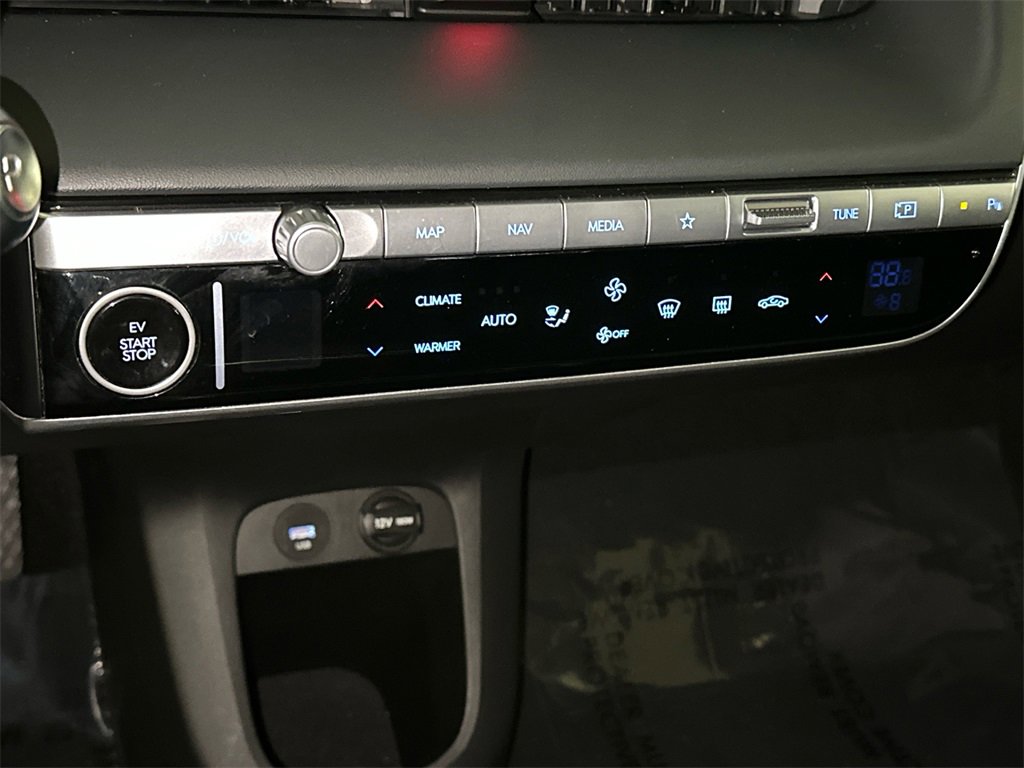 Used 2024 Hyundai Ioniq 5 SEL image 30