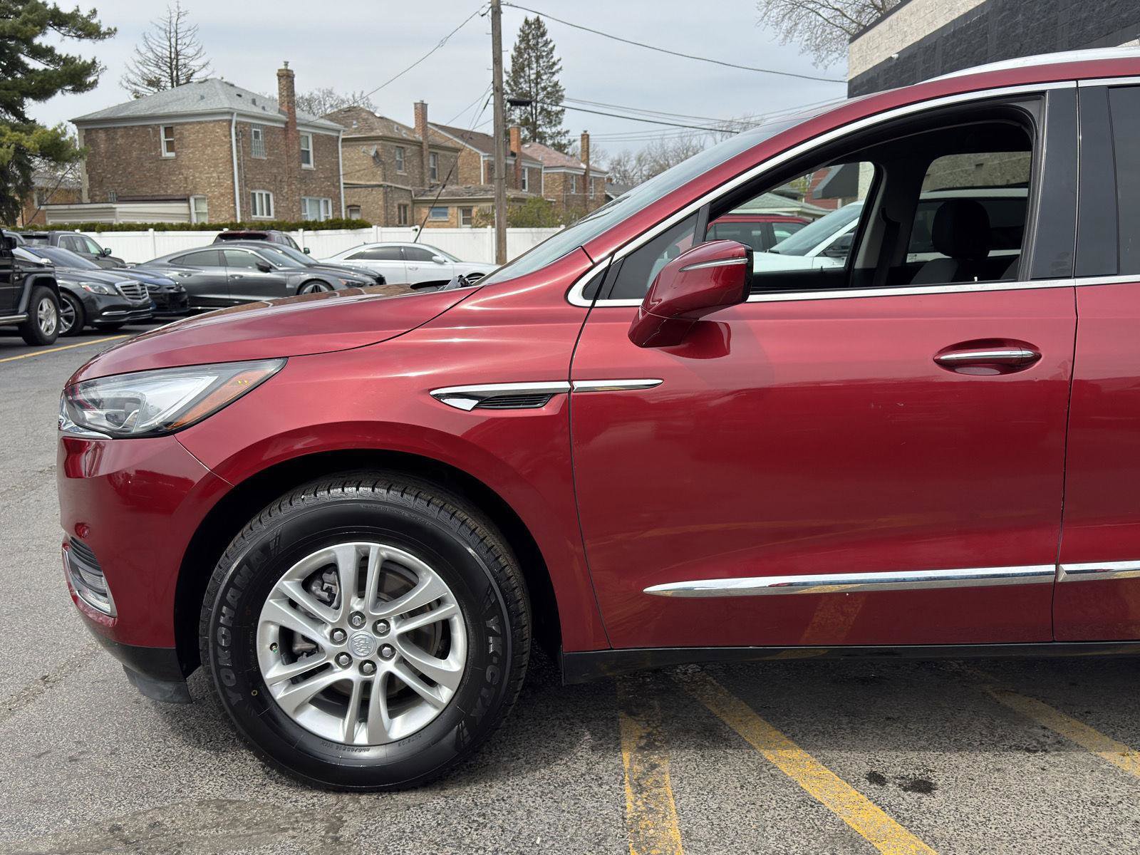 Used 2021 Buick Enclave Preferred image 2