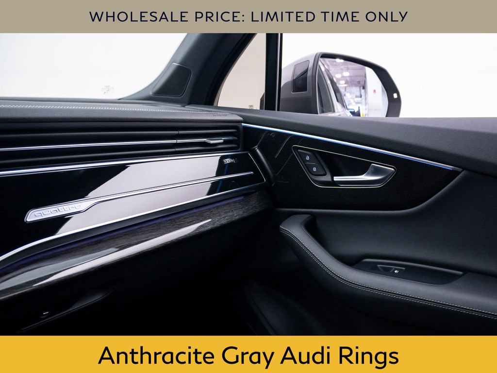Used 2025 Audi Q7 2.0T Premium Plus w/ Premium Plus Package AWD/4WD image 29